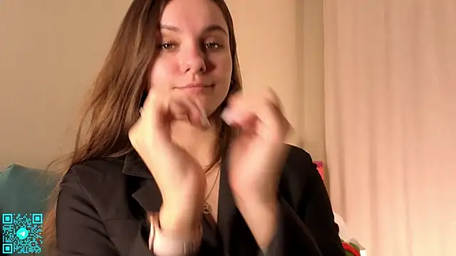 chloemilka online show from 23, 11, 2025