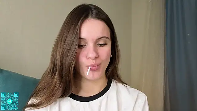 chloemilka online show from 25, 10, 2025