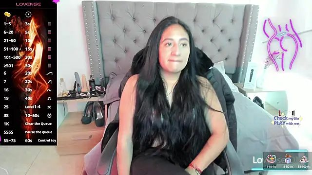 Viviene Price online show from 24, 9, 2025