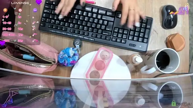 Snapshot of salome_rojas_ chatting on 8, 6, 2026 salome rojas online show from 8, 6, 2026