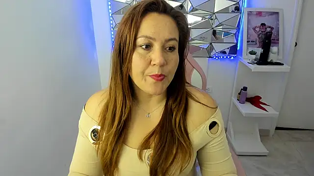 camixxx m online show from 7, 11, 2025