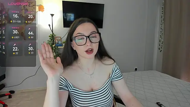 wwow meow online show from 7, 4, 2026