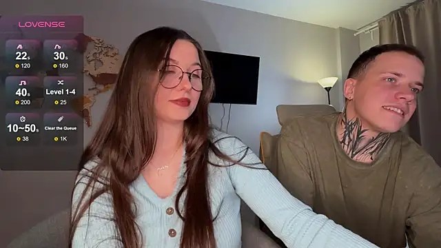 Snapshot of wwow_meow chatting on 4, 11, 2025 wwow meow online show from 4, 11, 2025