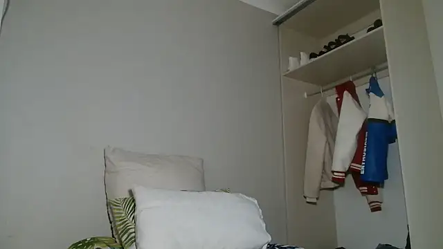 KinkyJ  online show from 1, 10, 2025