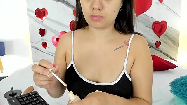 thamiina  online show from 13, 2, 2026