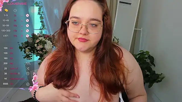 Snapshot of Neko_Moor chatting on 25, 9, 2025 Neko Moor online show from 25, 9, 2025