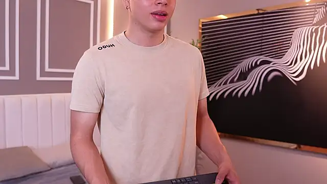 Snapshot of Ethan_occonor chatting on 24, 10, 2025 Ethan occonor online show from 24, 10, 2025