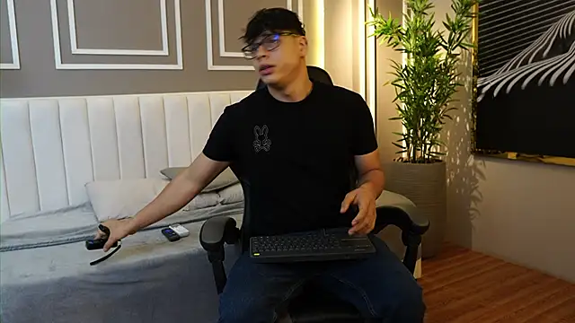 Snapshot of Ethan_occonor chatting on 6, 11, 2025 Ethan occonor online show from 6, 11, 2025