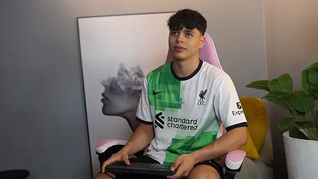 Snapshot of Ethan_occonor chatting on 1, 11, 2025 Ethan occonor online show from 1, 11, 2025