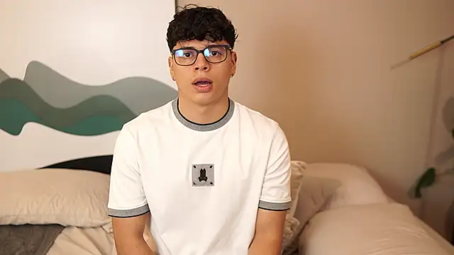 Snapshot of Ethan_occonor chatting on 15, 10, 2025 Ethan occonor online show from 15, 10, 2025