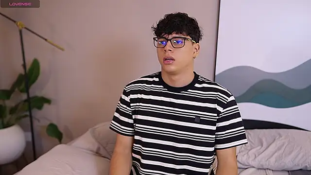 Snapshot of Ethan_occonor chatting on 11, 10, 2025 Ethan occonor online show from 11, 10, 2025