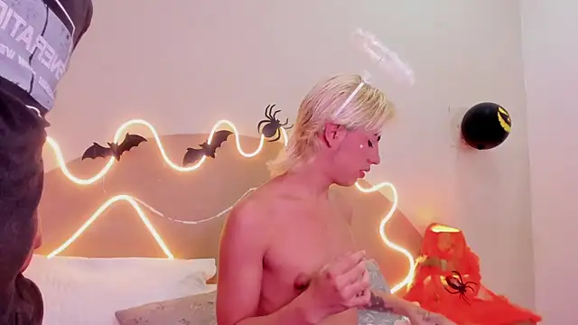 Enrrixxx  online show from 29, 10, 2025