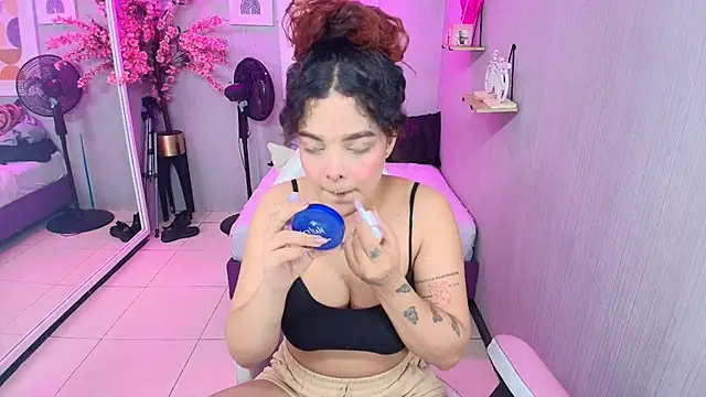Maggy t18 online show from 16, 5, 2026