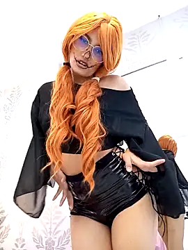 Snapshot of selenareyes chatting on 22, 10, 2025 selenareyes online show from 22, 10, 2025