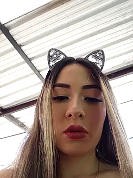 Natasanz online show from 2, 12, 2025