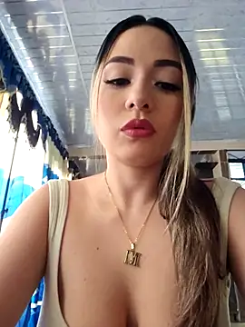 Natasanz online show from 4, 12, 2025