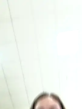 Snapshot of PhuongNhi21 chatting on 13, 11, 2025 PhuongNhi21 online show from 13, 11, 2025