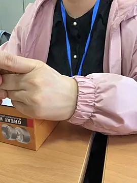 Snapshot of PhuongNhi21 chatting on 22, 10, 2025 PhuongNhi21 online show from 22, 10, 2025