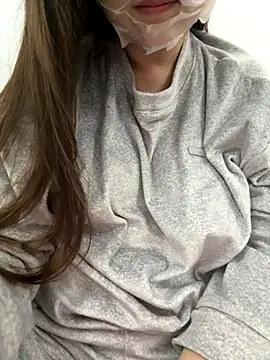 Snapshot of PhuongNhi21 chatting on 28, 11, 2025 PhuongNhi21 online show from 28, 11, 2025