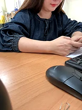 Snapshot of PhuongNhi21 chatting on 30, 10, 2025 PhuongNhi21 online show from 30, 10, 2025