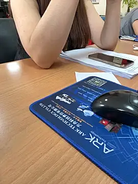 Snapshot of PhuongNhi21 chatting on 10, 10, 2025 PhuongNhi21 online show from 10, 10, 2025