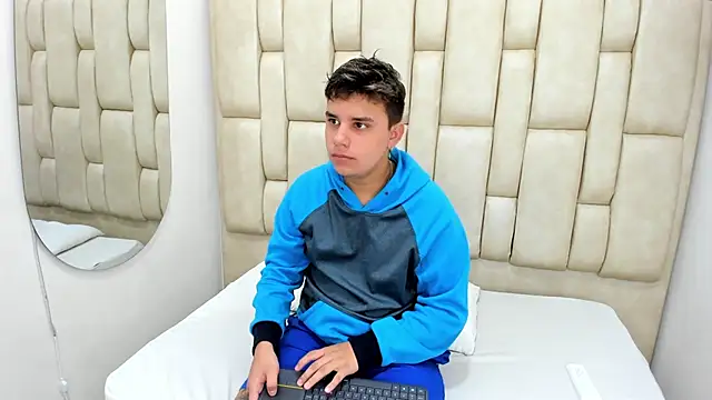 DavilANDkevin2 online show from 30, 11, 2025