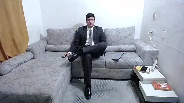 Snapshot of Victor_Maitland chatting on 5, 7, 2026 Victor Maitland online show from 5, 7, 2026