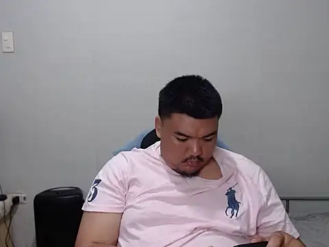 Snapshot of arthur_shelby2 chatting on 15, 12, 2025 arthur shelby2 online show from 15, 12, 2025