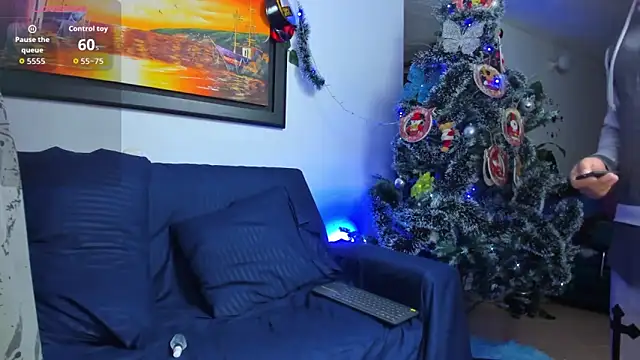 ECSTASYX2 2001 online show from 17, 12, 2025