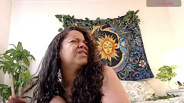 Amanda sweet online show from 5, 5, 2026
