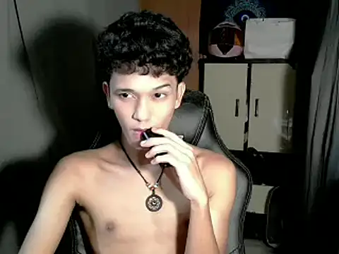 kenbigcockxx online show from 23, 11, 2025