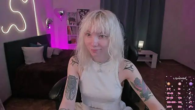 Snapshot of tattoo_art_baby chatting on 10, 5, 2026 tattoo art baby online show from 10, 5, 2026