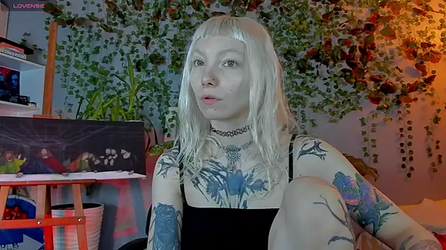 Snapshot of tattoo_art_baby chatting on 10, 7, 2026 tattoo art baby online show from 10, 7, 2026