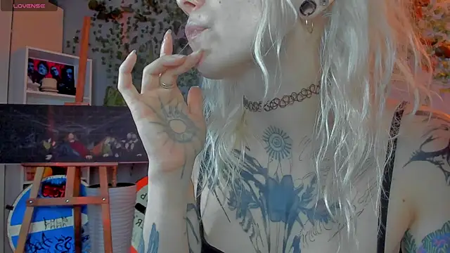 Snapshot of tattoo_art_baby chatting on 22, 6, 2026 tattoo art baby online show from 22, 6, 2026