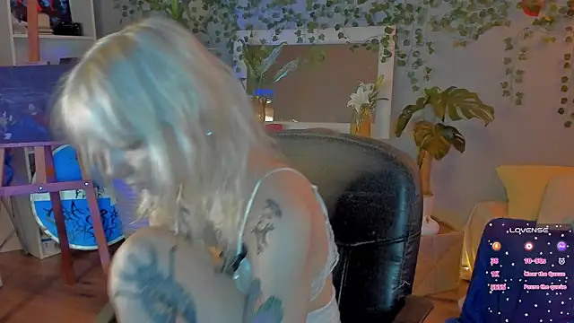 Snapshot of tattoo_art_baby chatting on 19, 6, 2026 tattoo art baby online show from 19, 6, 2026