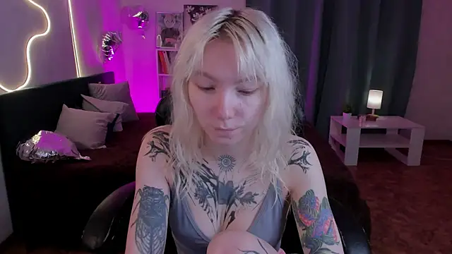 Snapshot of tattoo_art_baby chatting on 30, 5, 2026 tattoo art baby online show from 30, 5, 2026