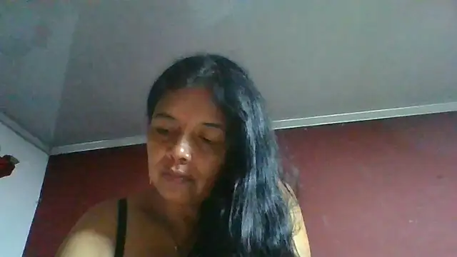 Snapshot of DianaOchoa_ chatting on 22, 6, 2026 DianaOchoa online show from 22, 6, 2026