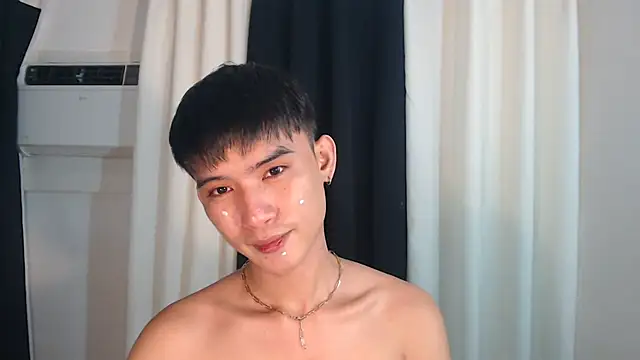 Snapshot of asian_dai chatting on 13, 11, 2025 asian dai online show from 13, 11, 2025