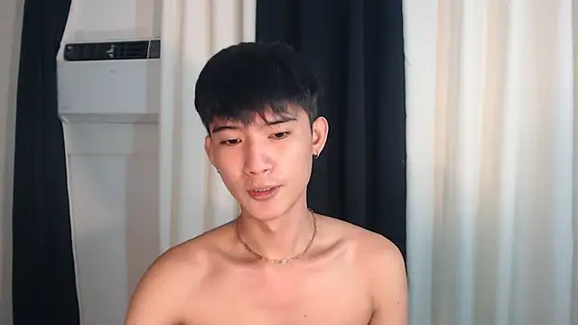 Snapshot of asian_dai chatting on 24, 10, 2025 asian dai online show from 24, 10, 2025