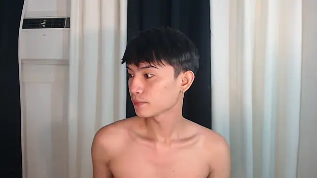 Snapshot of asian_dai chatting on 19, 10, 2025 asian dai online show from 19, 10, 2025