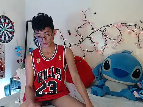 good boy in bed online show from 13, 1, 2026