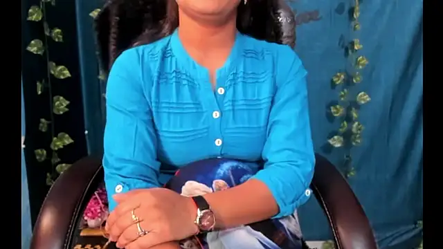 Snapshot of Forever_Love2025 chatting on 1, 12, 2025 Forever Love2025 online show from 1, 12, 2025