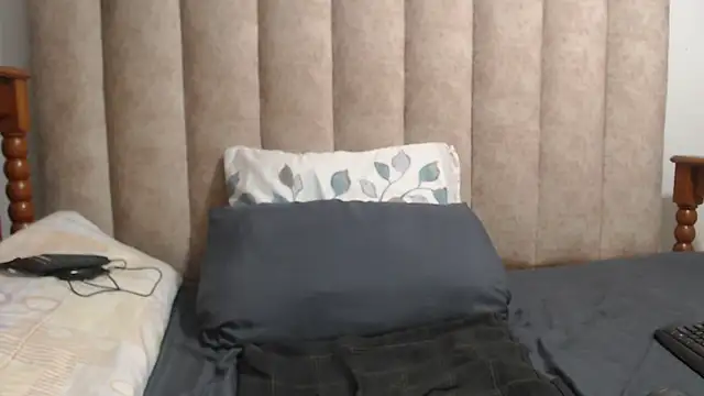 Sexybusty01 online show from 23, 9, 2025