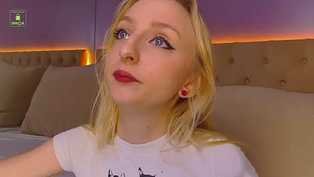 maya snow online show from 22, 11, 2025