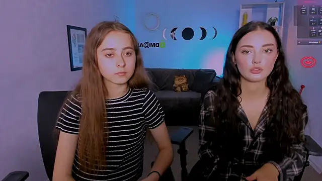 miki-niki online show from 9, 10, 2025