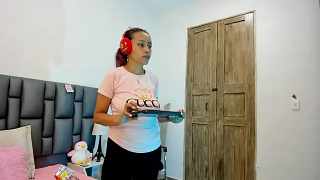 valeriasweet  online show from 20, 12, 2025