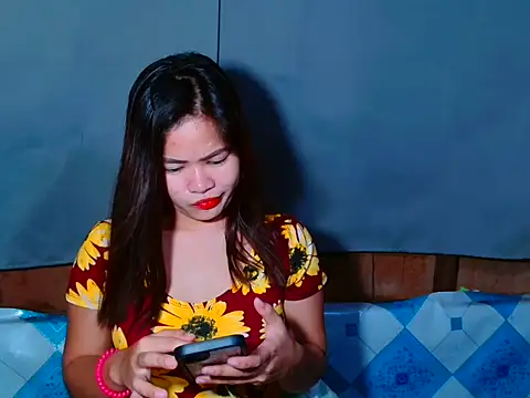 Snapshot of asian_pinaydaniela chatting on 13, 9, 2025 asian pinaydaniela online show from 13, 9, 2025