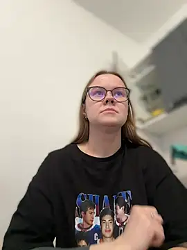  CherryBloom  online show from 13, 4, 2026