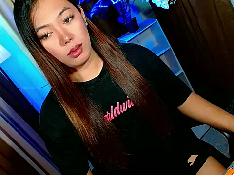 bigfattycocksonya27 online show from 4, 2, 2026