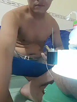 ducpham6565 online show from 3, 11, 2025